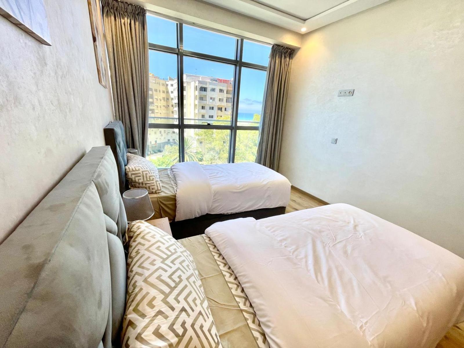 Modern Elegance With Sea Views In Central Tangier - Steps To Beach, Train And Attractions! Экстерьер фото