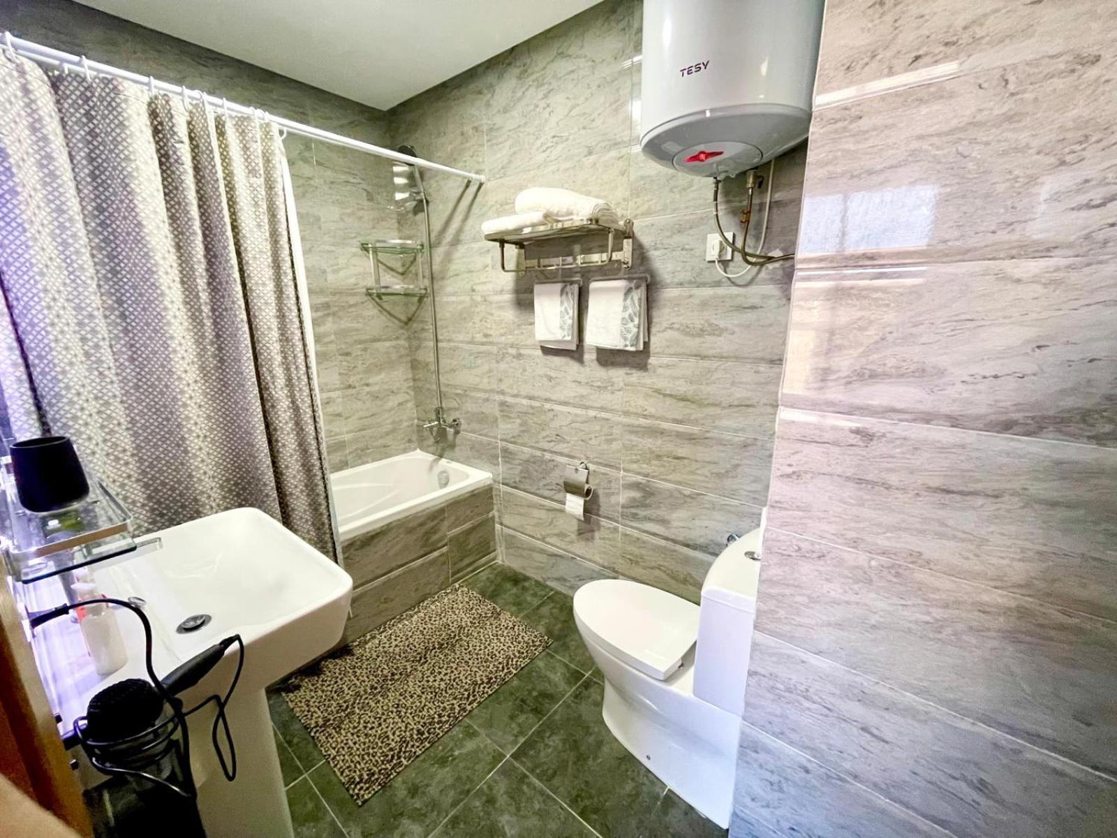 Modern Elegance With Sea Views In Central Tangier - Steps To Beach, Train And Attractions! Экстерьер фото