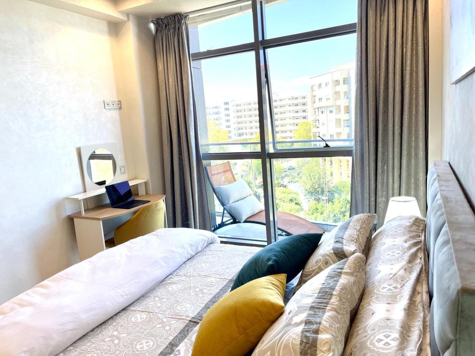 Modern Elegance With Sea Views In Central Tangier - Steps To Beach, Train And Attractions! Экстерьер фото