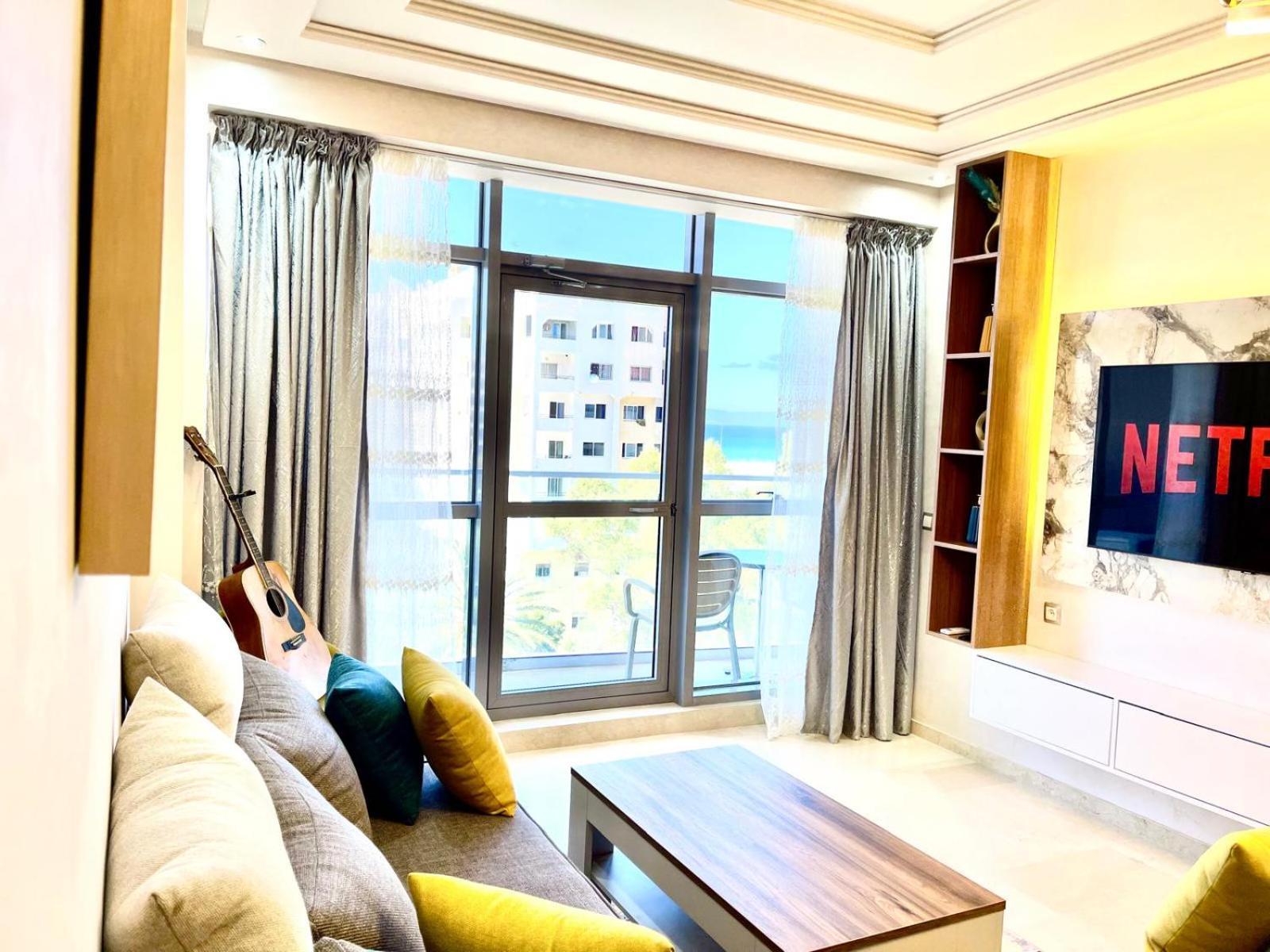 Modern Elegance With Sea Views In Central Tangier - Steps To Beach, Train And Attractions! Экстерьер фото